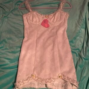 Sugar thrillz. White mini slip dress. Lace details. Size small NWT